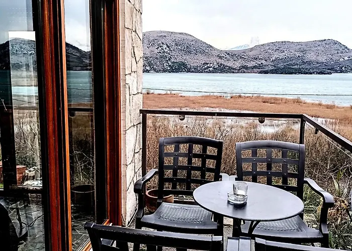 Holiday Home Haustor With Skadar Lake View
