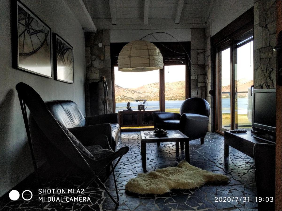 Haustor With Skadar View בית נופש
