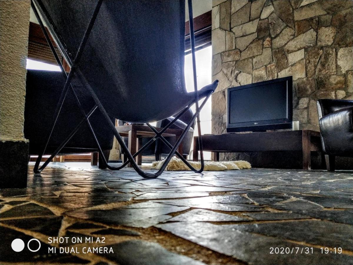 Haustor With Skadar View פודגוריצה