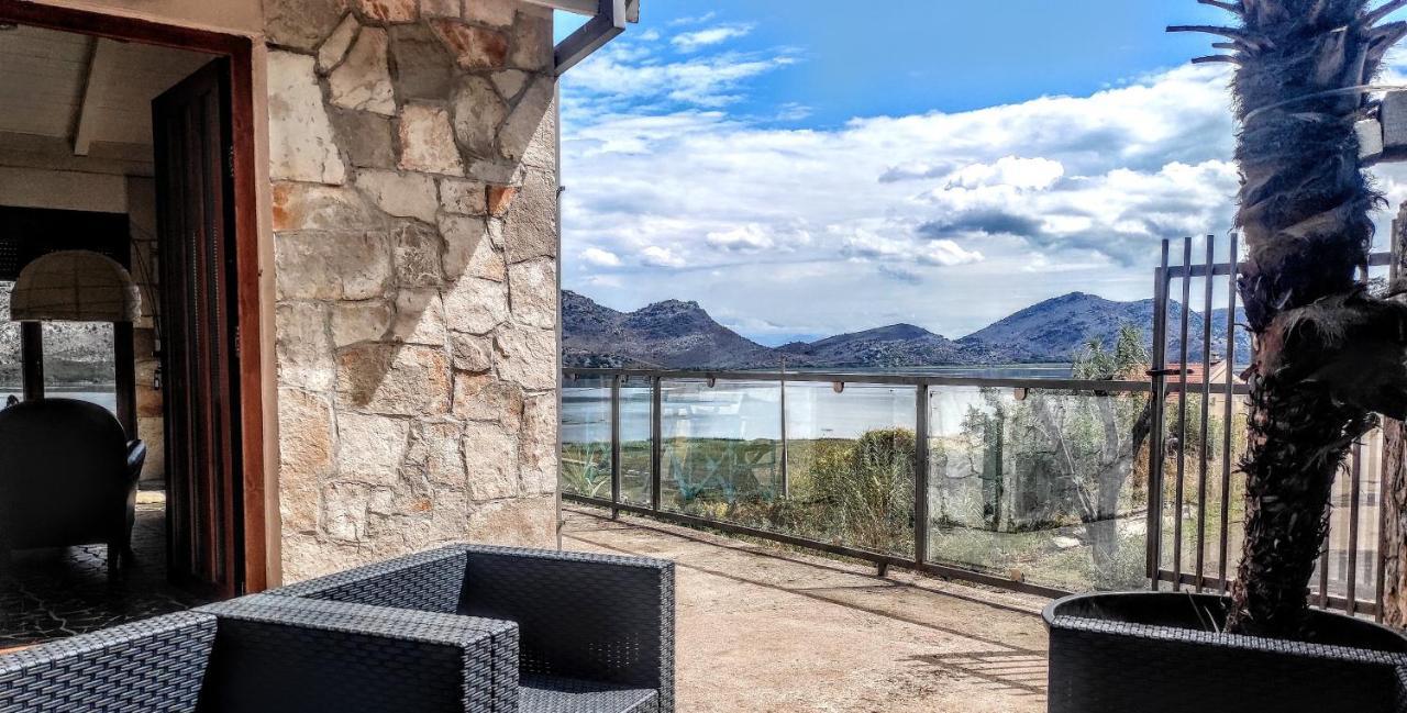 Haustor With Skadar View *