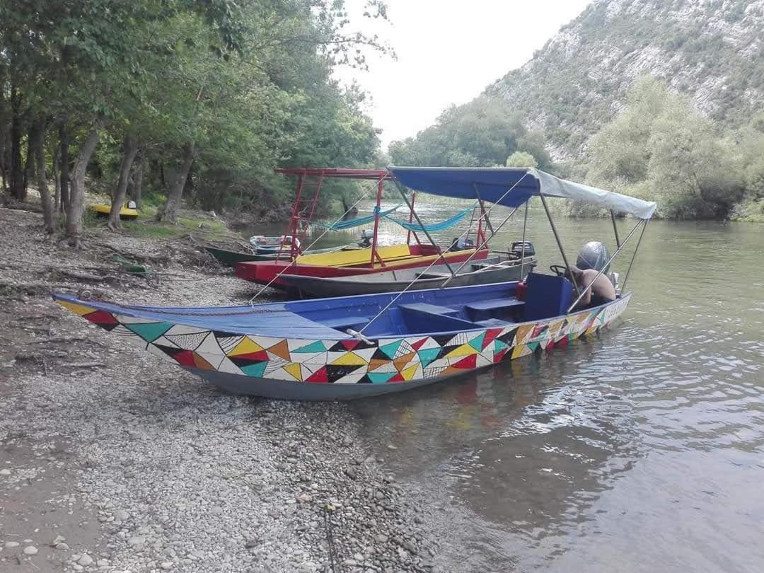 Haustor With Skadar View בית נופש