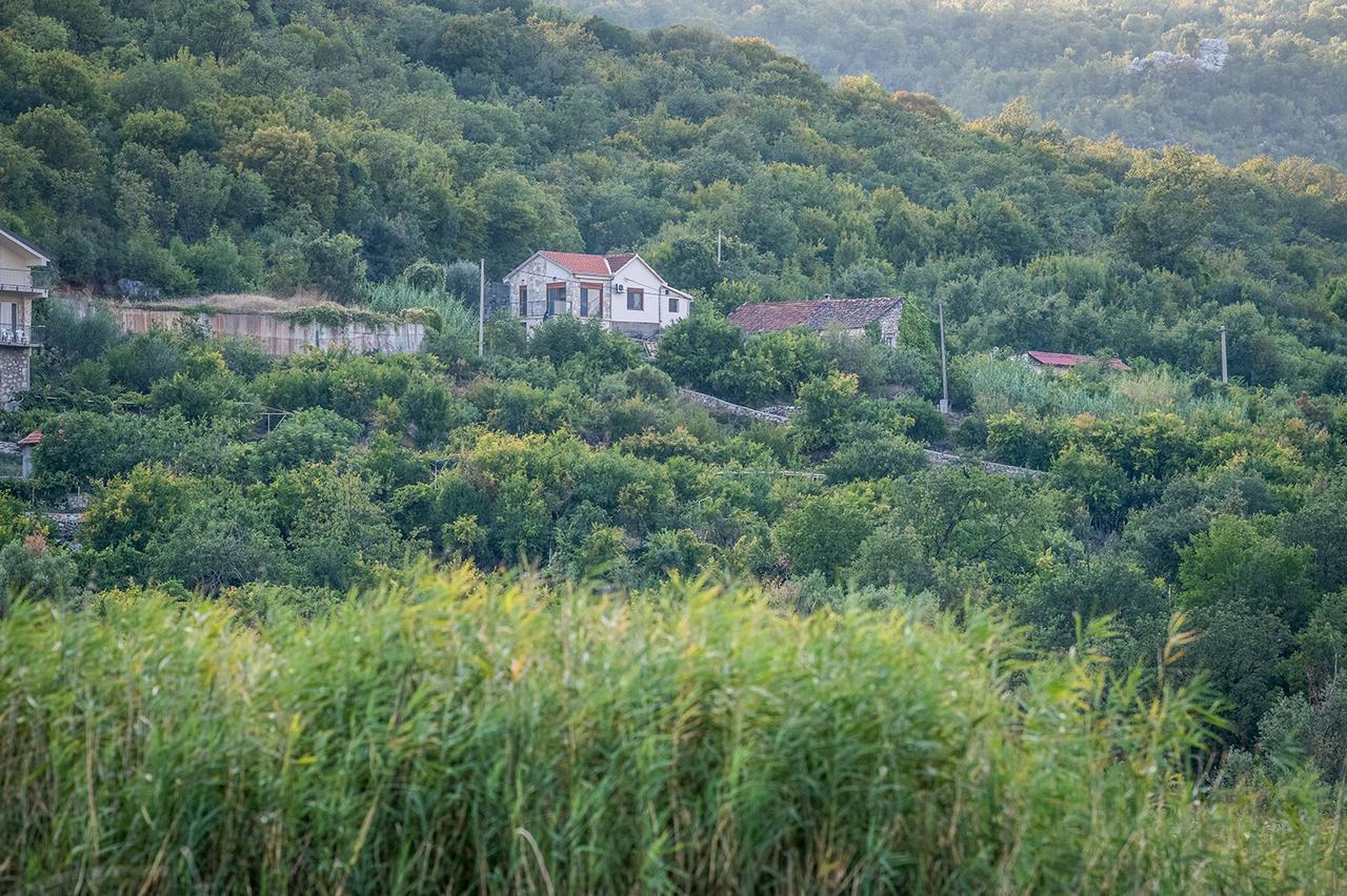 Haustor With Skadar View בית נופש